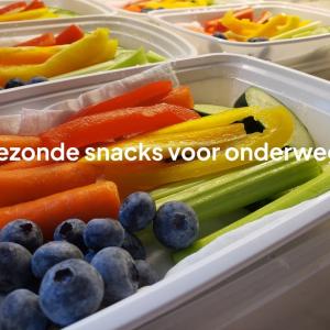 Gezond snacken onderweg: 8 lekkere snacks die je energiek houden